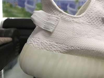 yeezy这个线正常吗是不是假的另一只不会的